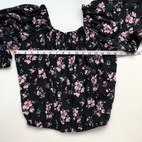 Forever 21 NWOT Floral Cropped Blouse Off the Shoulder - Picture 6 of 10